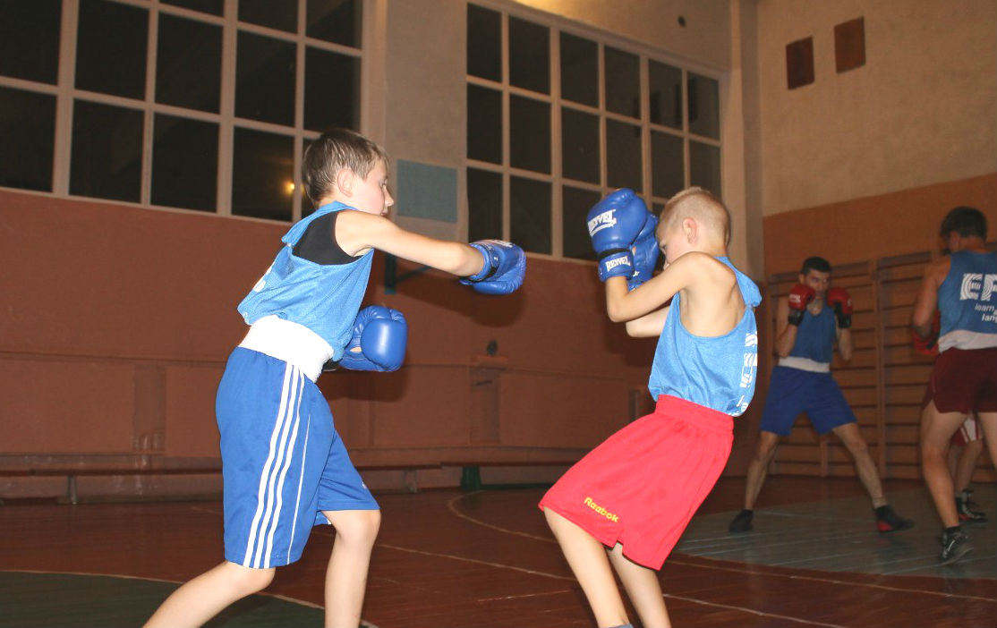 Занятия боксом для детей: в чем польза?